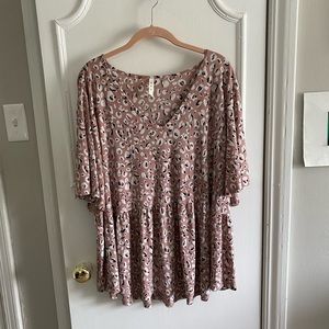 Flowy cheetah print top